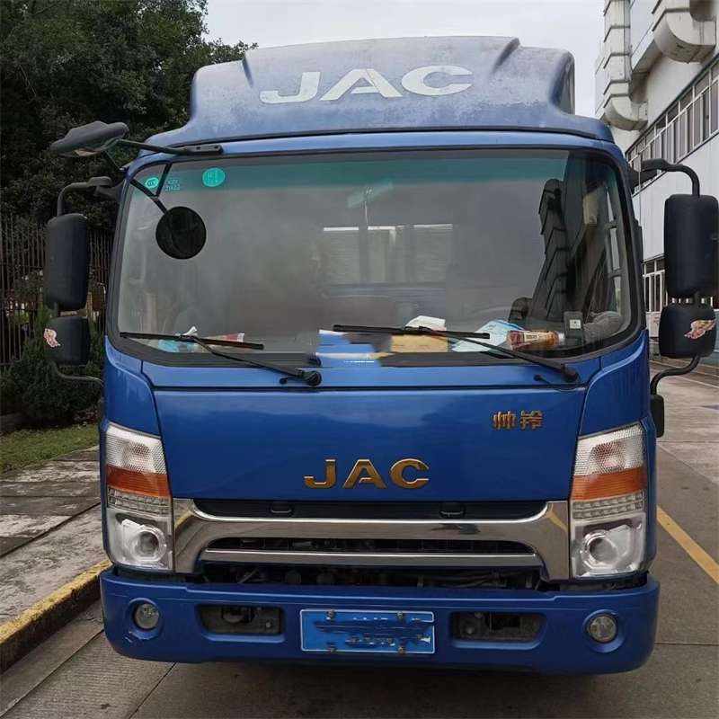 瓦房店到吴忠物流公司一站式服务，为您的货物保驾护航